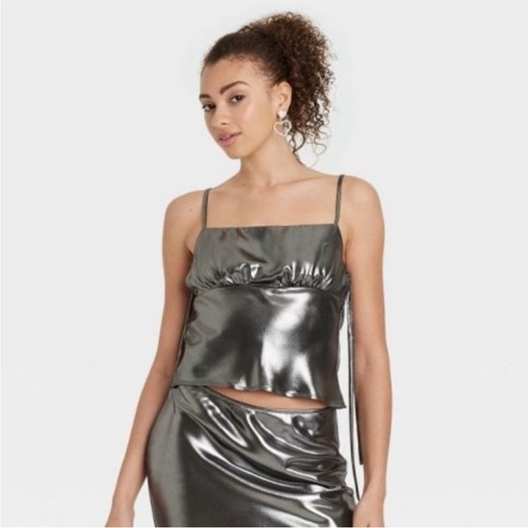 New Wild Fable metallic silver satin tank - Picture 2 of 8